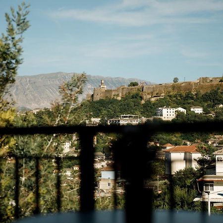 Vila Agimi 65 Gjirokastër Extérieur photo