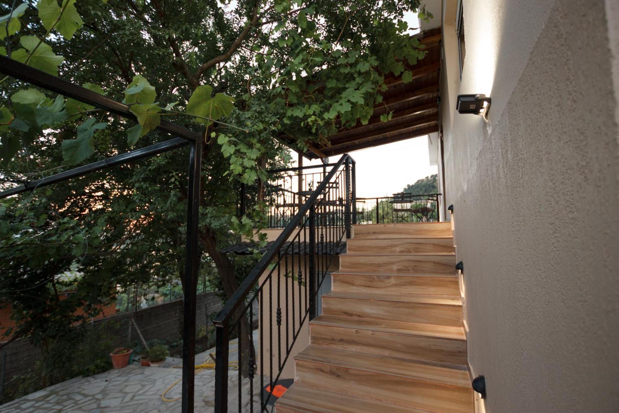Vila Agimi 65 Gjirokastër Extérieur photo
